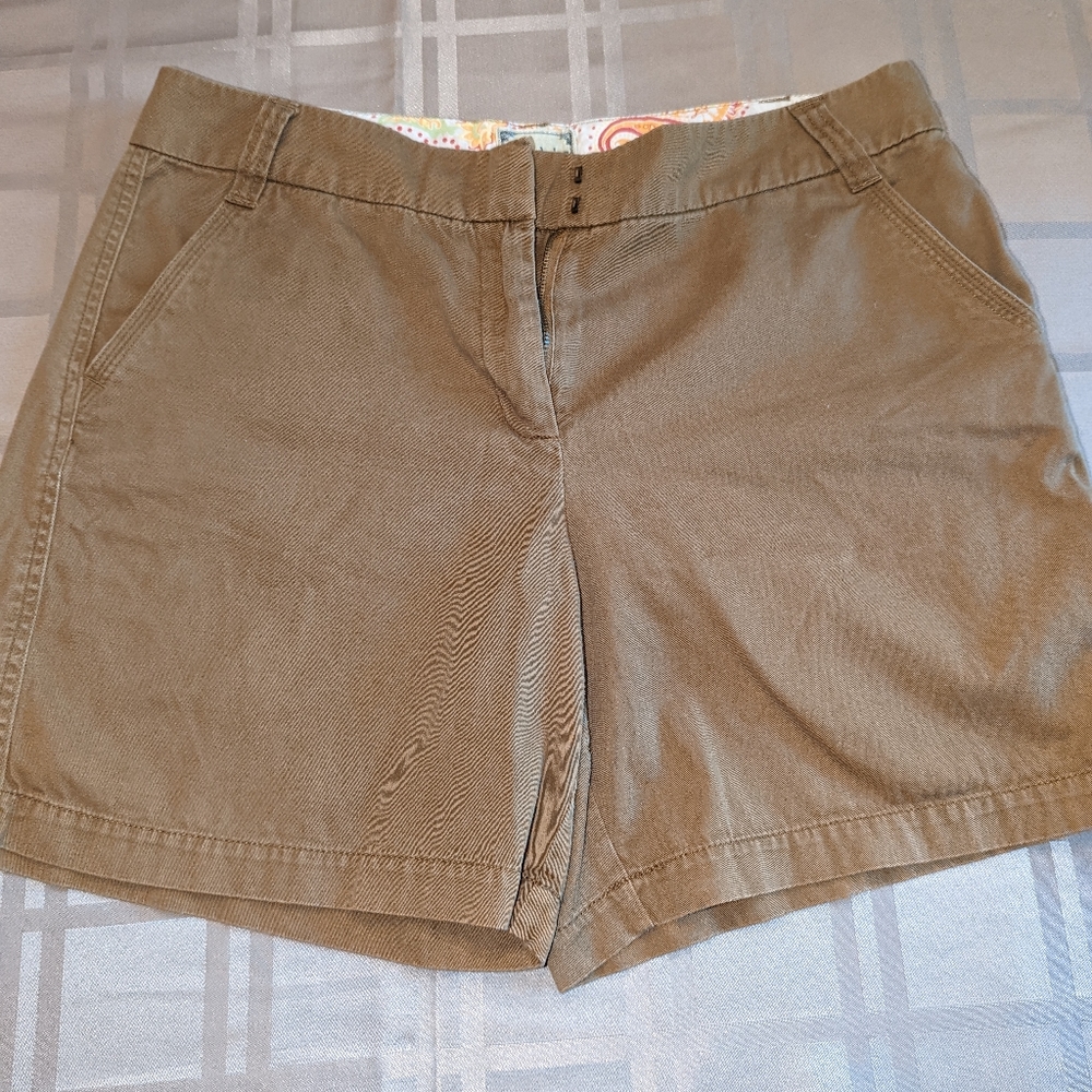 Khakis shorts